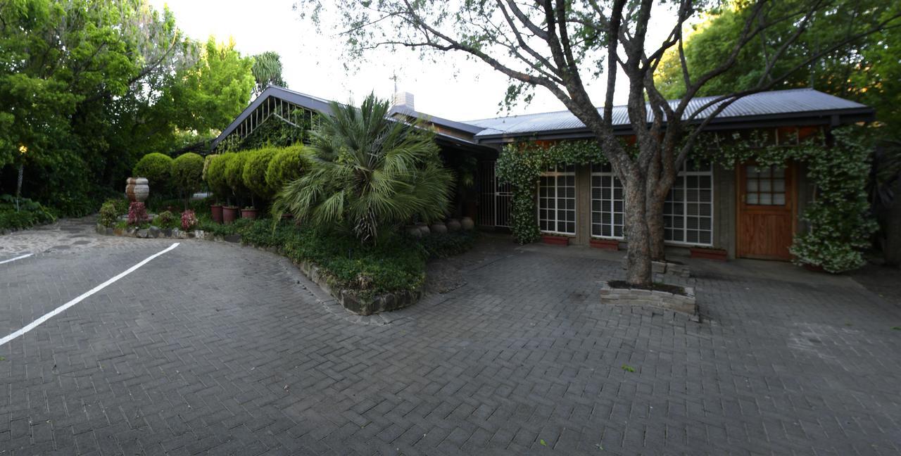 Dias Guest House Bloemfontein Exterior foto