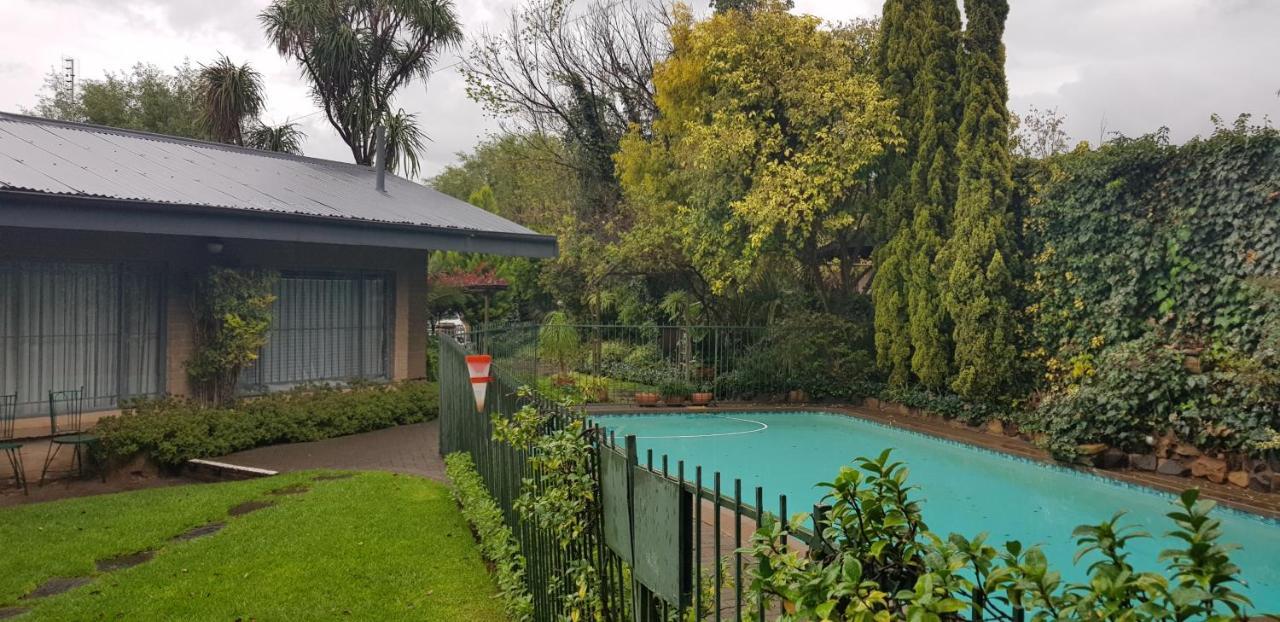 Dias Guest House Bloemfontein Exterior foto